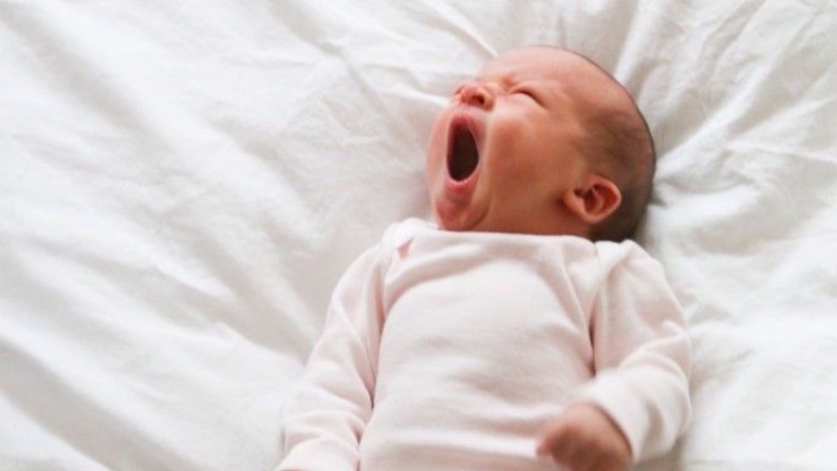 Señales de que mi bebé tiene sueño: 5 pistas fáciles